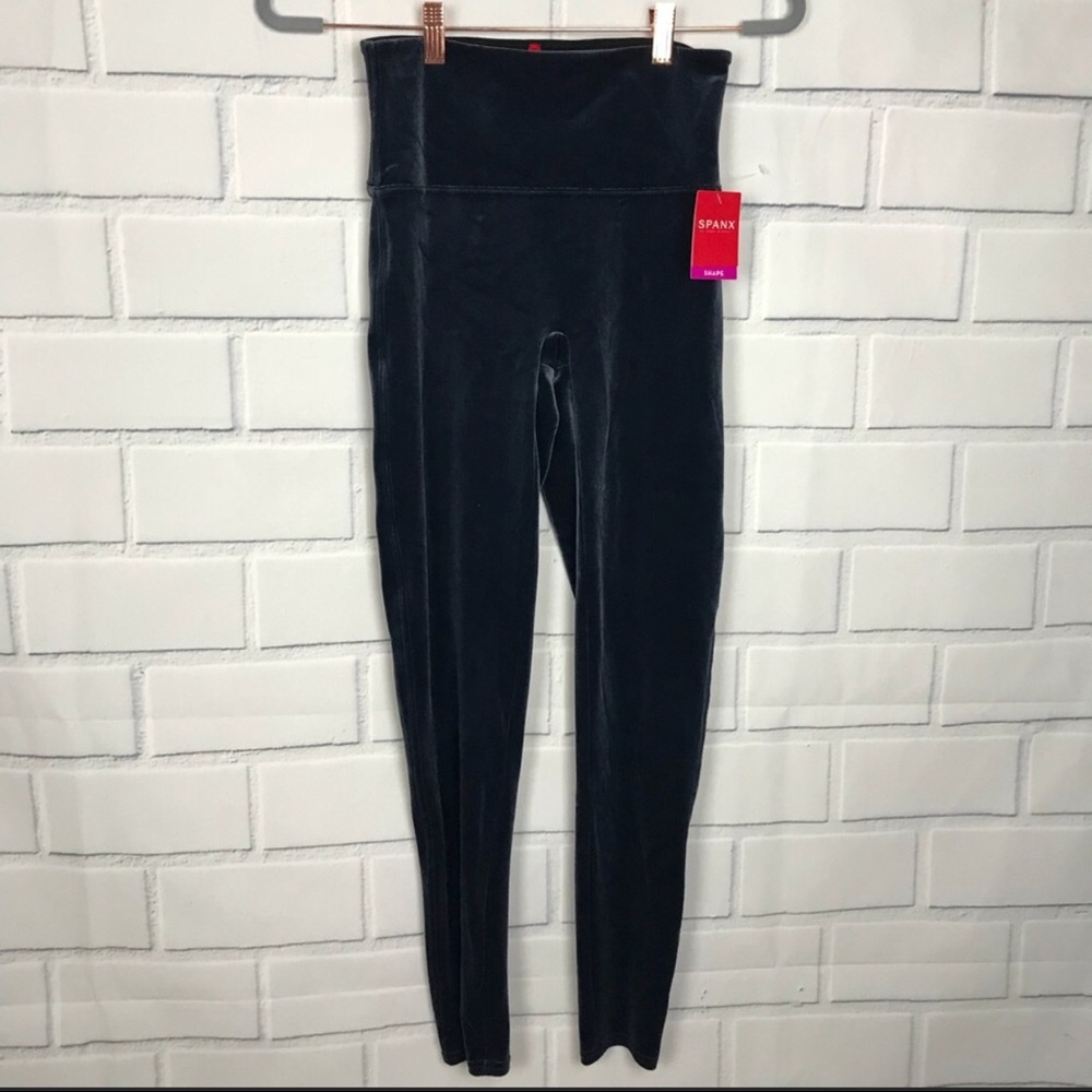 NWT SPANX Velvet Leggings Shaping Waistband Sz M